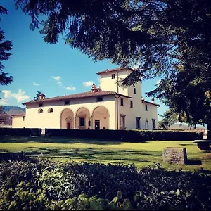 https://tenuta-castello-di-pomino.it-tuscanyhotel.com